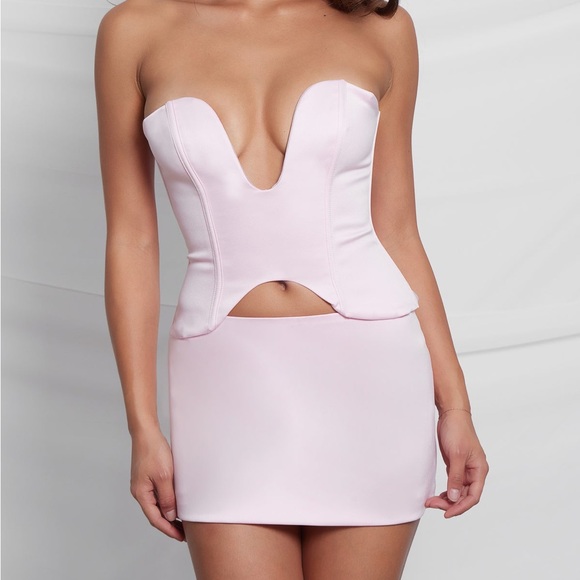 LEAU VOLARE SATIN MICRO MINI SKIRT BABY PINK medium K - Picture 1 of 9